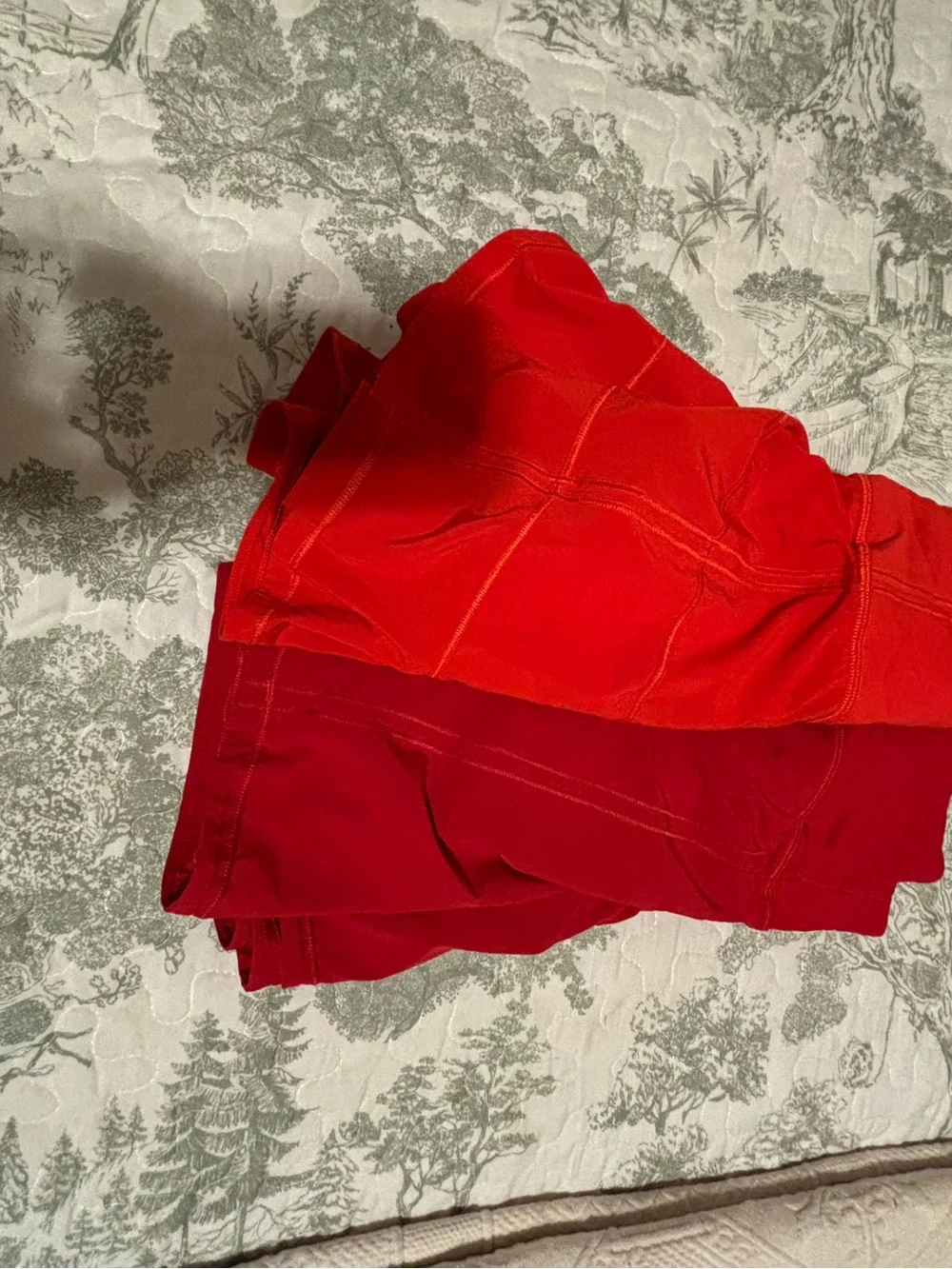 lululemon sz 8 Tall Pace Setter Red Skirt skort athleisure loungewear game day